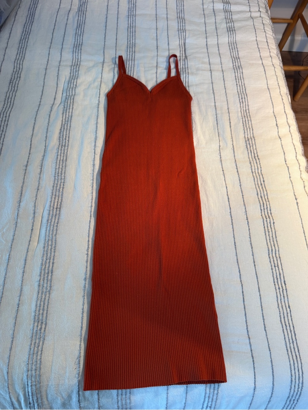 Wilfred Ribbed Maxi Slip Dress in Rust Red
